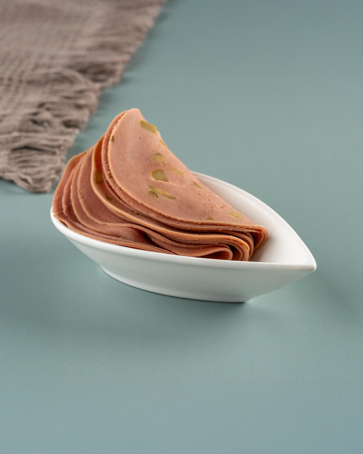 Siniora Beef Luncheon Olive
